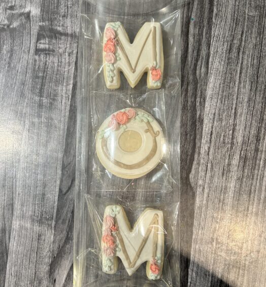 Mom Letter Cookies (Set of 3)