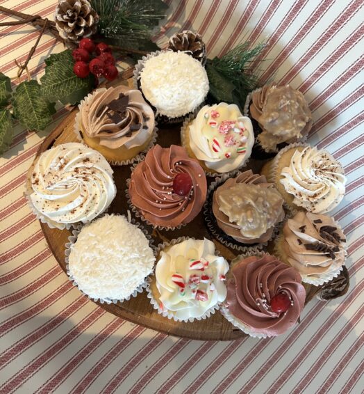 Holiday Classic Cupcakes